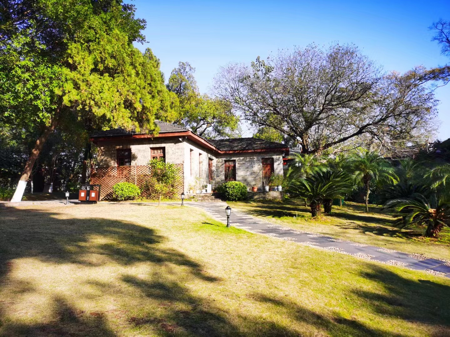 番禺區(qū)市橋街住宅小區(qū)排水單元達(dá)標(biāo)改造工程（華怡居?? /></a></div><div   id="ikz8rwb"   class=